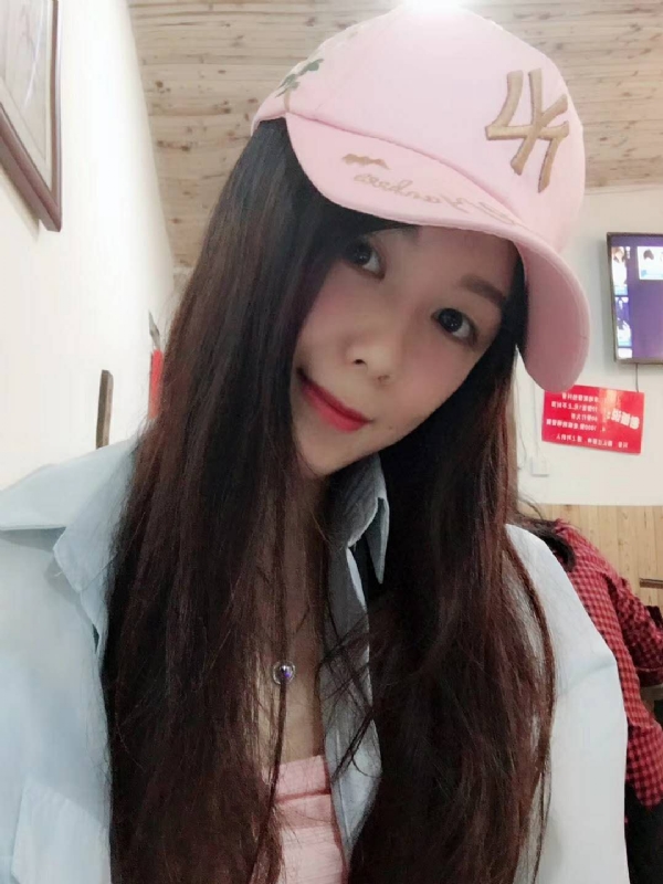 丹丹的第三张照片--台湾基督教相亲网