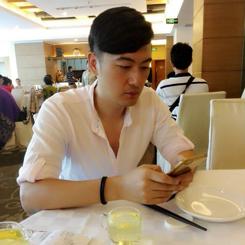猩猩的第一张照片--台湾基督教相亲网