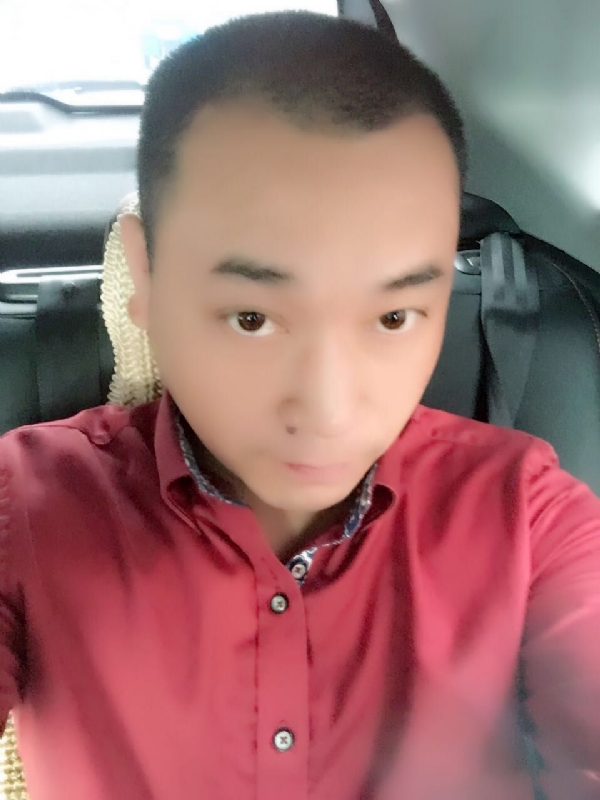 在一个路口等的第一张照片--台湾基督教相亲网