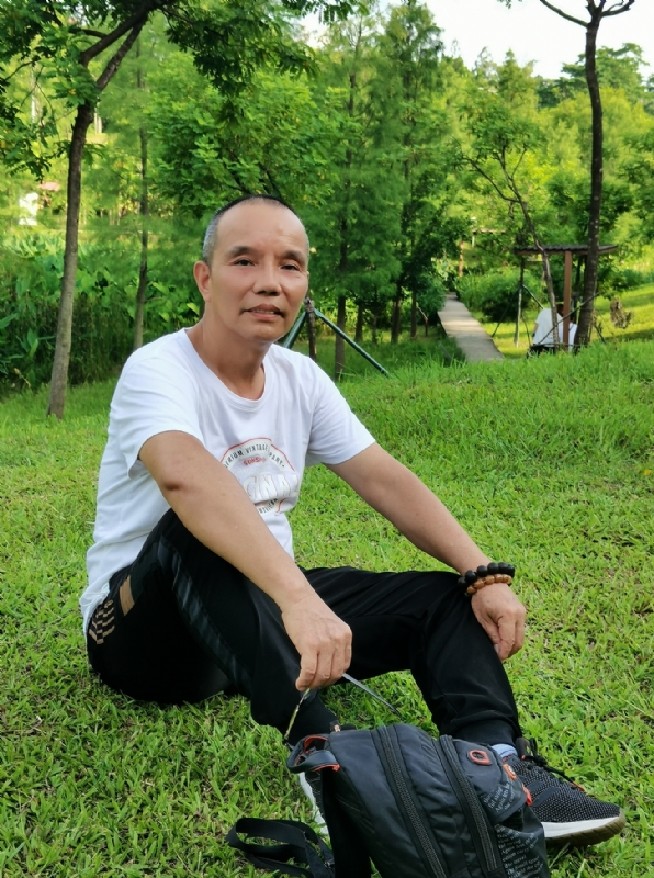 稳重大方的第二张照片--台湾基督教相亲网